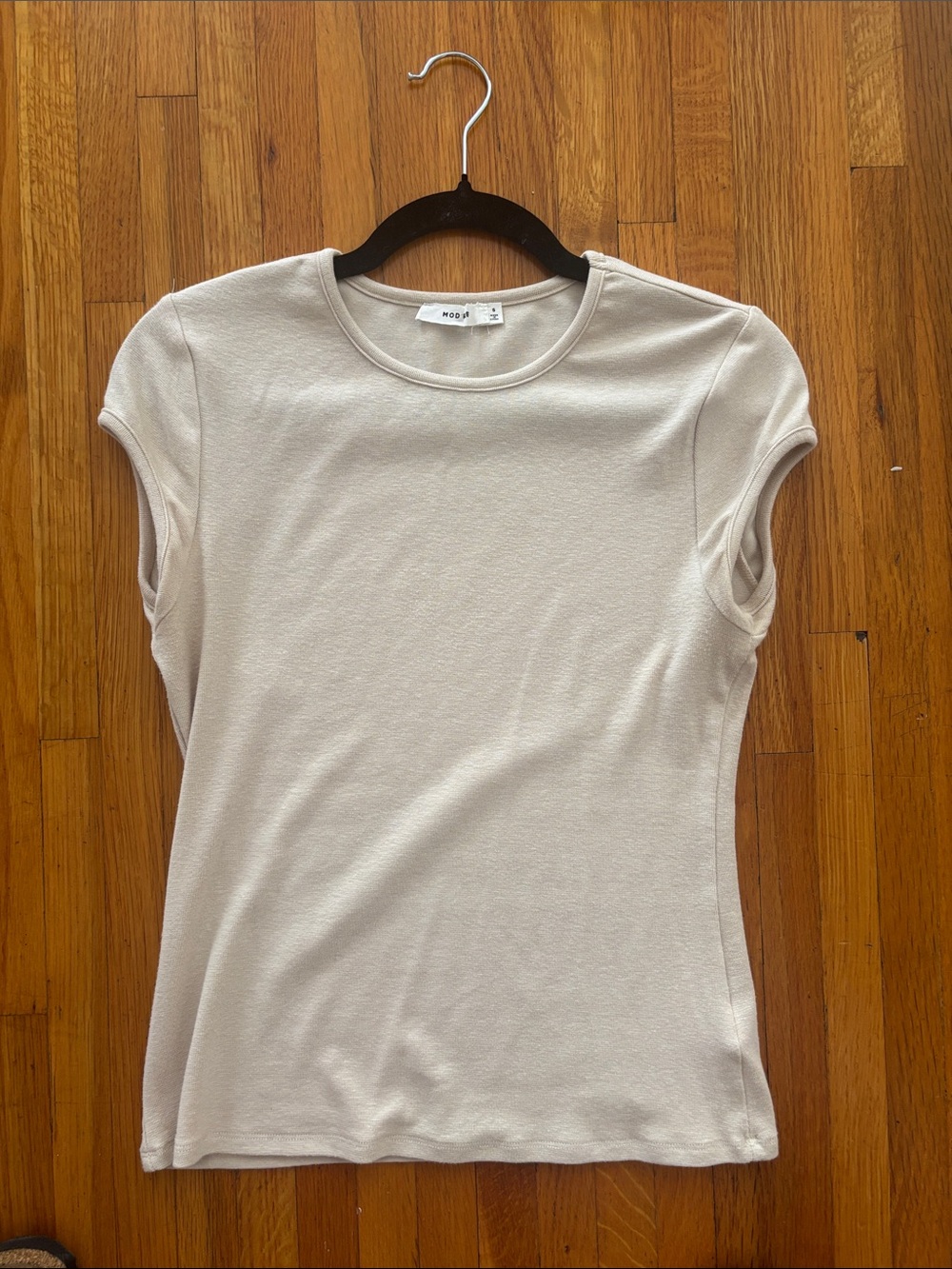 Mod Ref Women's Crewneck Cap Sleeve T-Shirt in Light Beige (slim fit)
